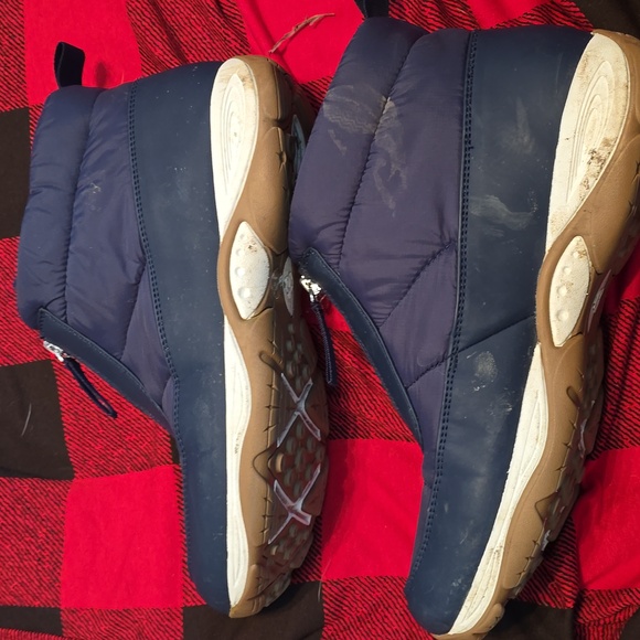 Light weight navy sneaker-type boot with zipper - Picture 2 of 6